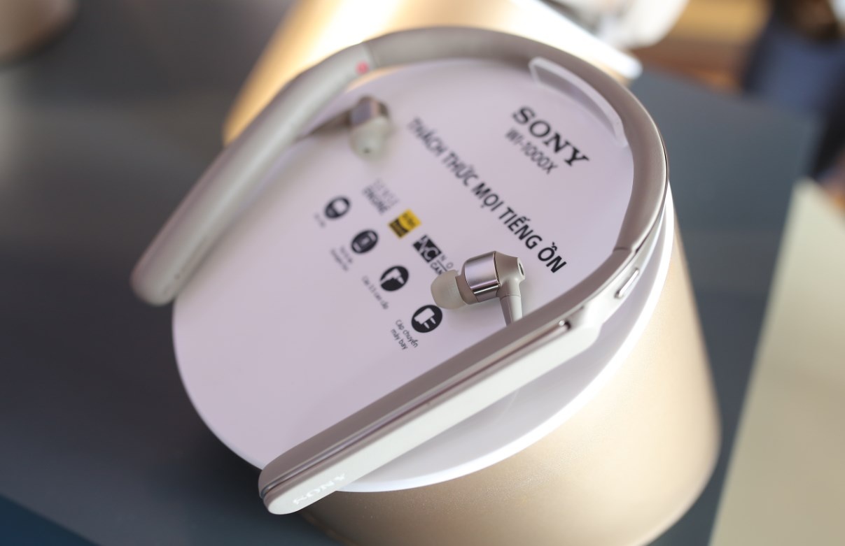 Sony ra mắt dòng tai nghe chống ồn tại Việt Nam ảnh 1 Sony ra mat dong tai nghe chong on tai Viet Nam anh 1
