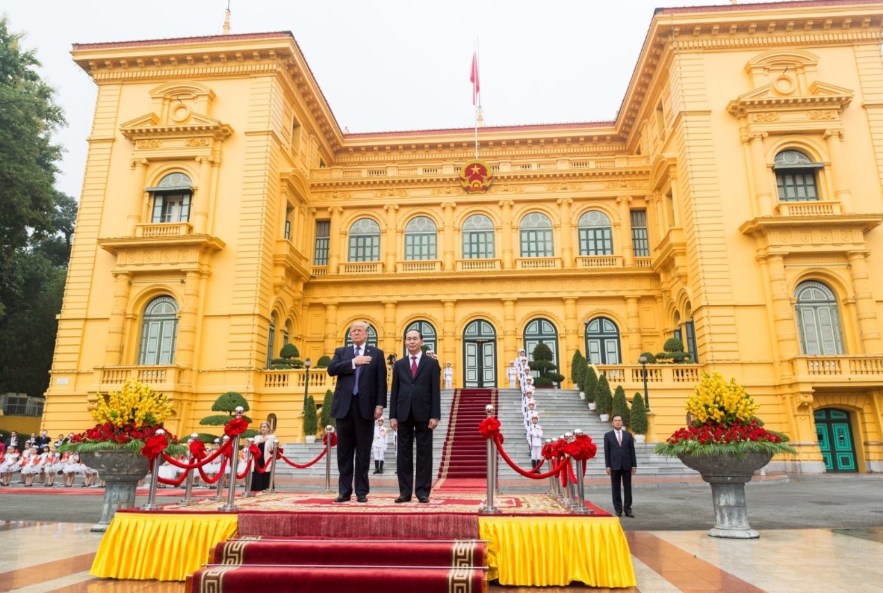 Tong thong Trump dang anh cam on Viet Nam vi chuyen di thanh cong hinh anh