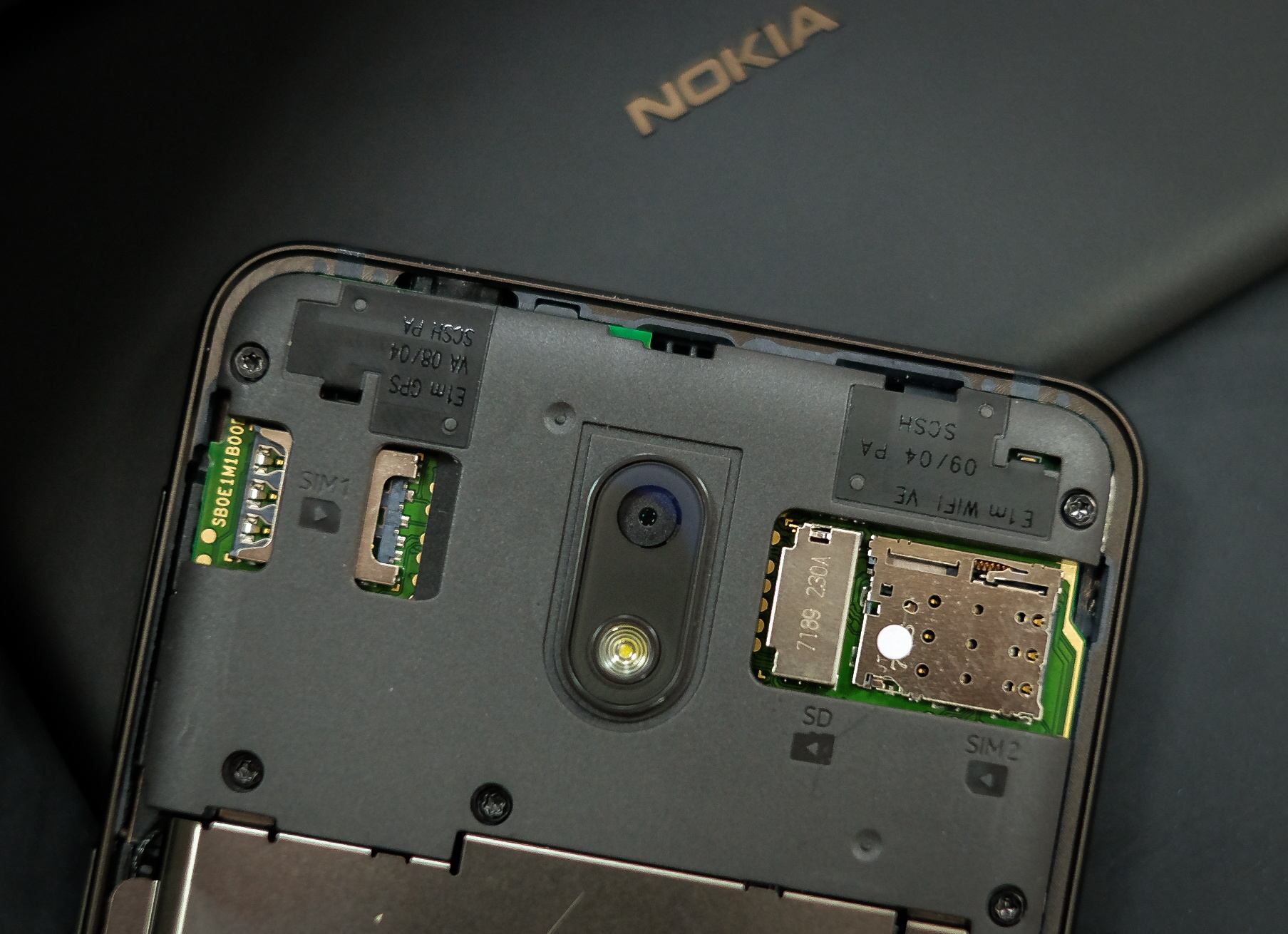 Danh gia Nokia 2 anh 9