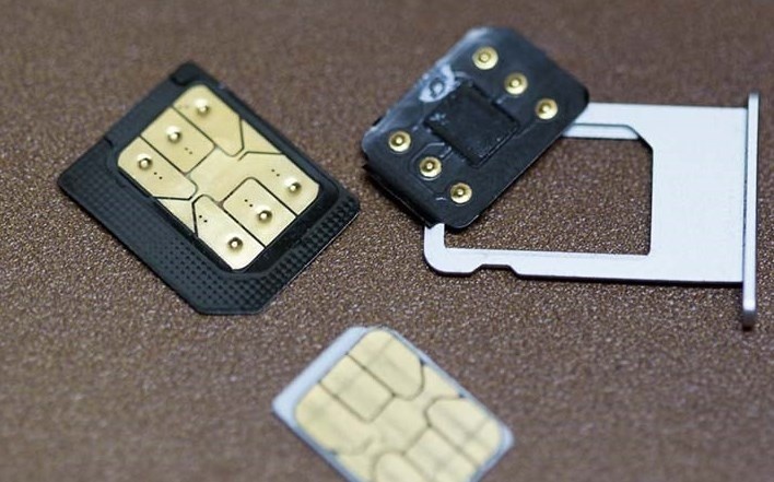 SIM ghep 'than thanh' bien iPhone lock thanh quoc te quay lai VN hinh anh