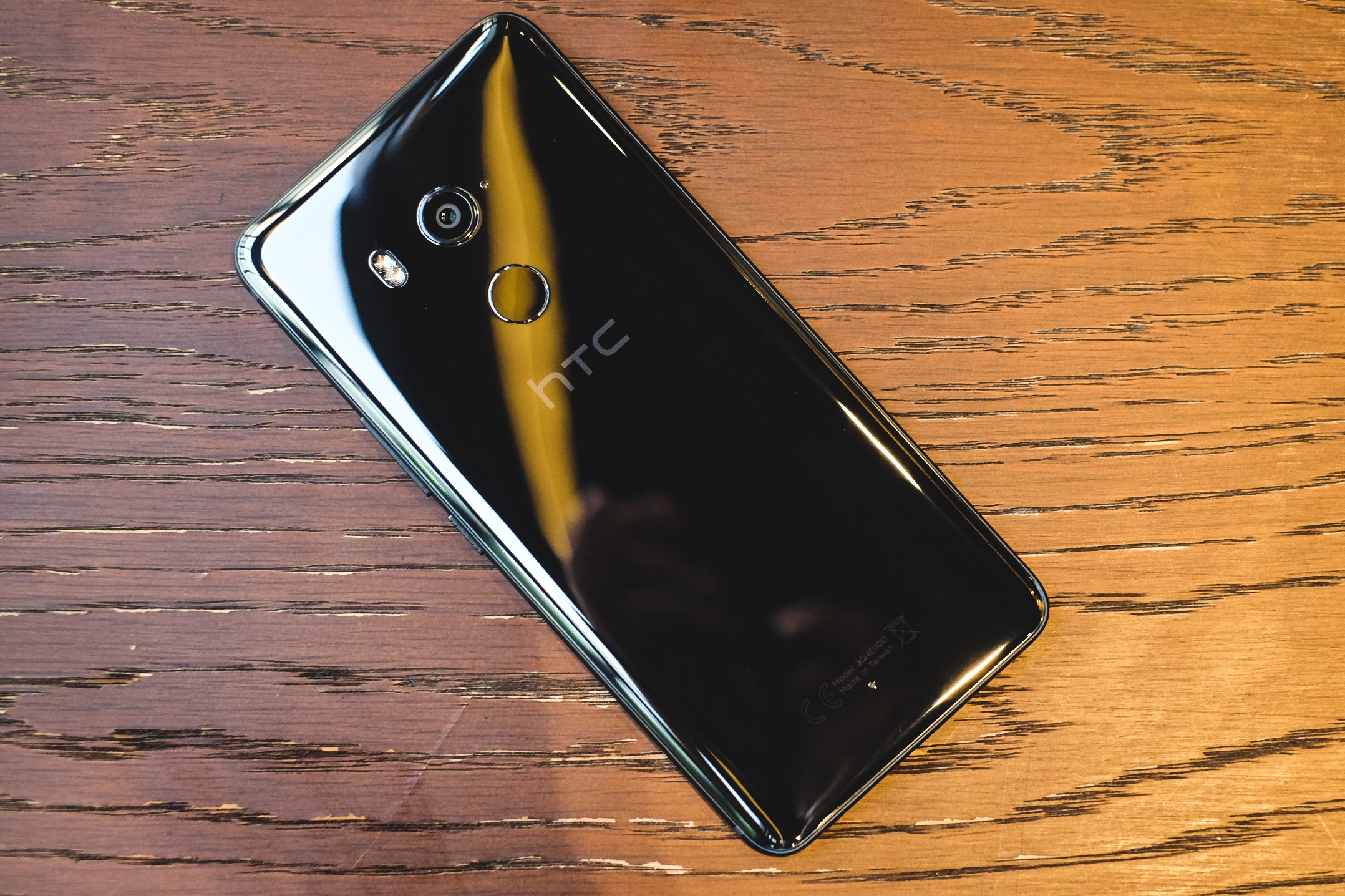 HTC U11 Plus mo ban tai Viet Nam anh 1