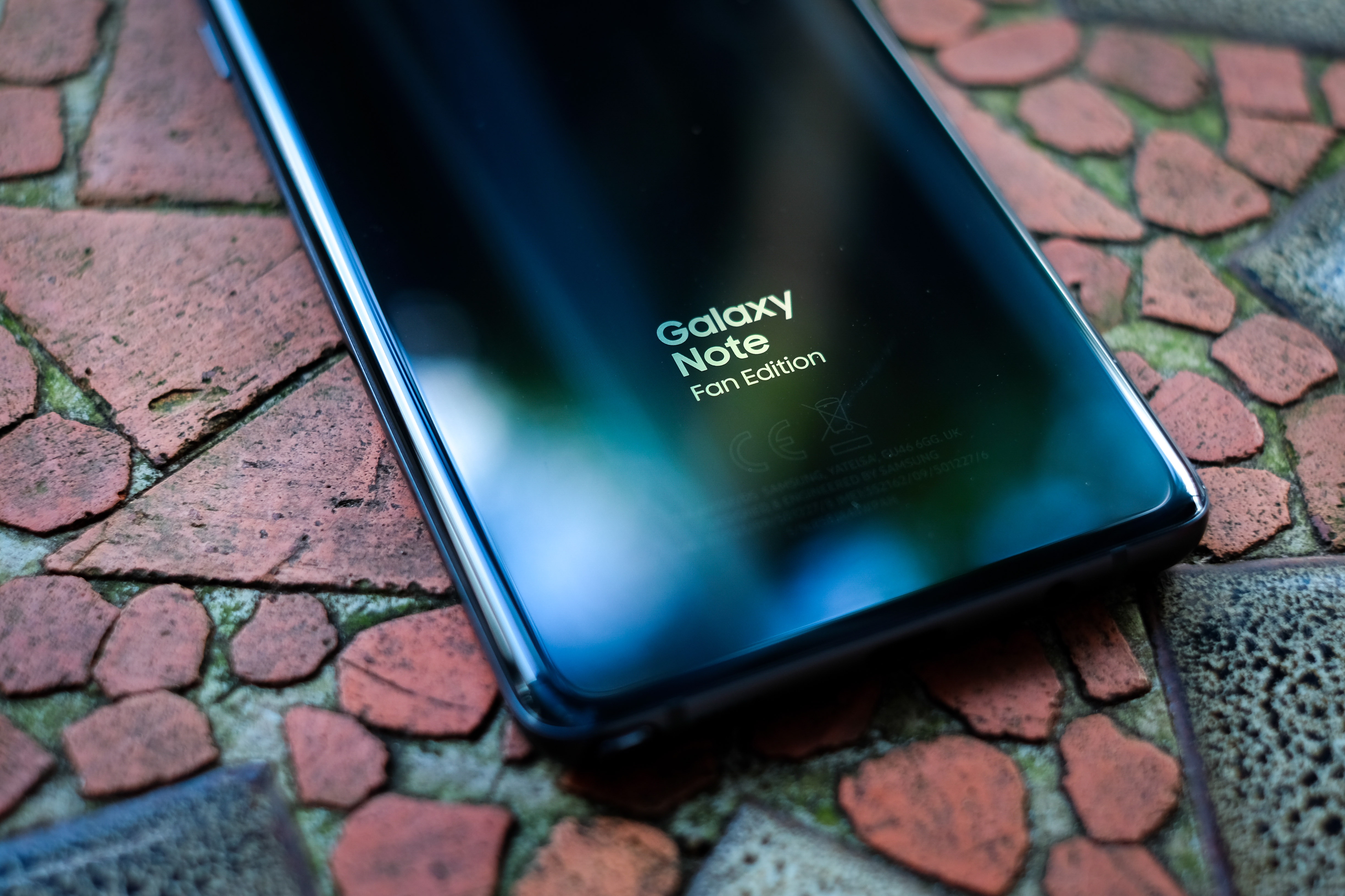 Galaxy Note Fan Edition ban thuong mai tai VN anh 3