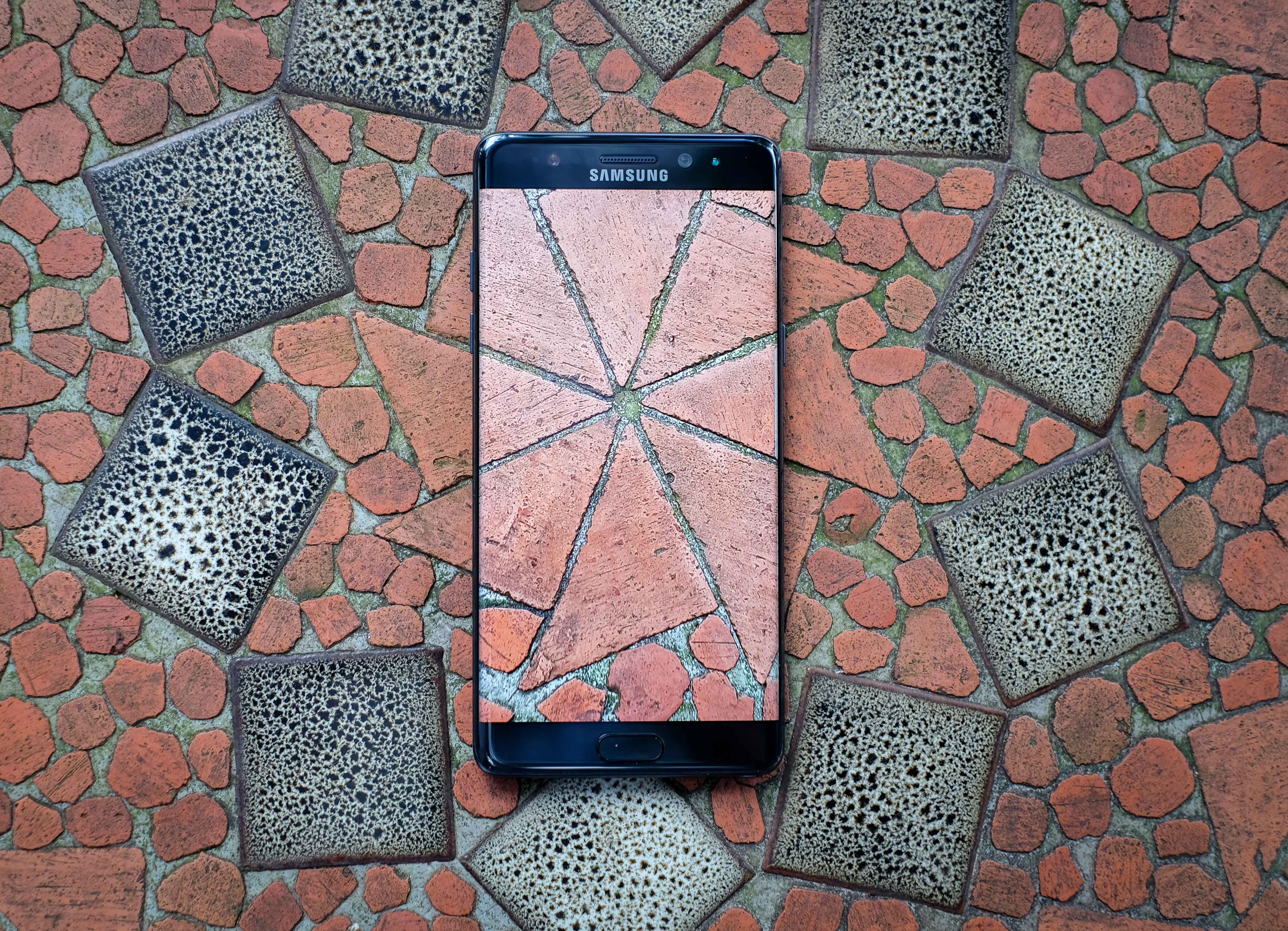 Galaxy Note Fan Edition ban thuong mai tai VN anh 5