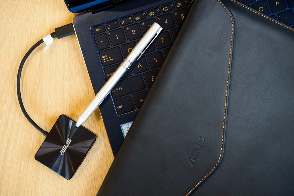 Danh gia Asus ZenBook Flip S anh 13