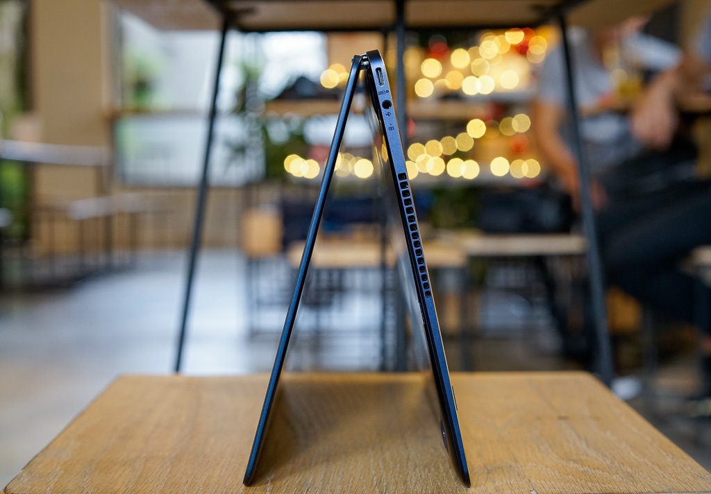 Danh gia Asus ZenBook Flip S anh 2