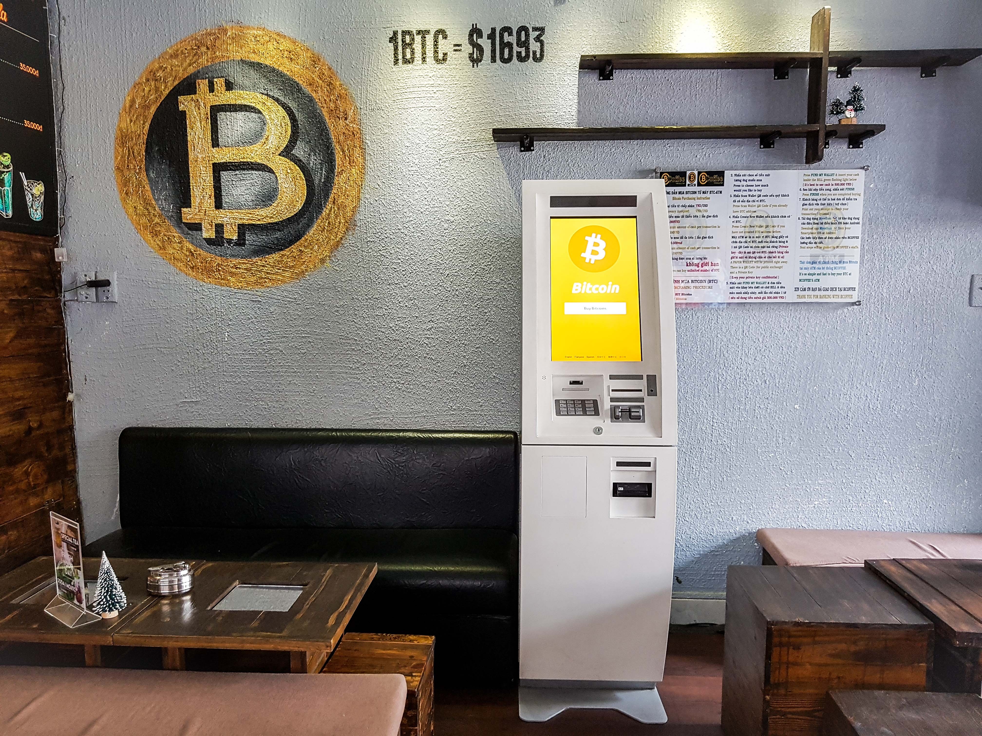 ATM Bitcoin tai TP.HCM anh 2