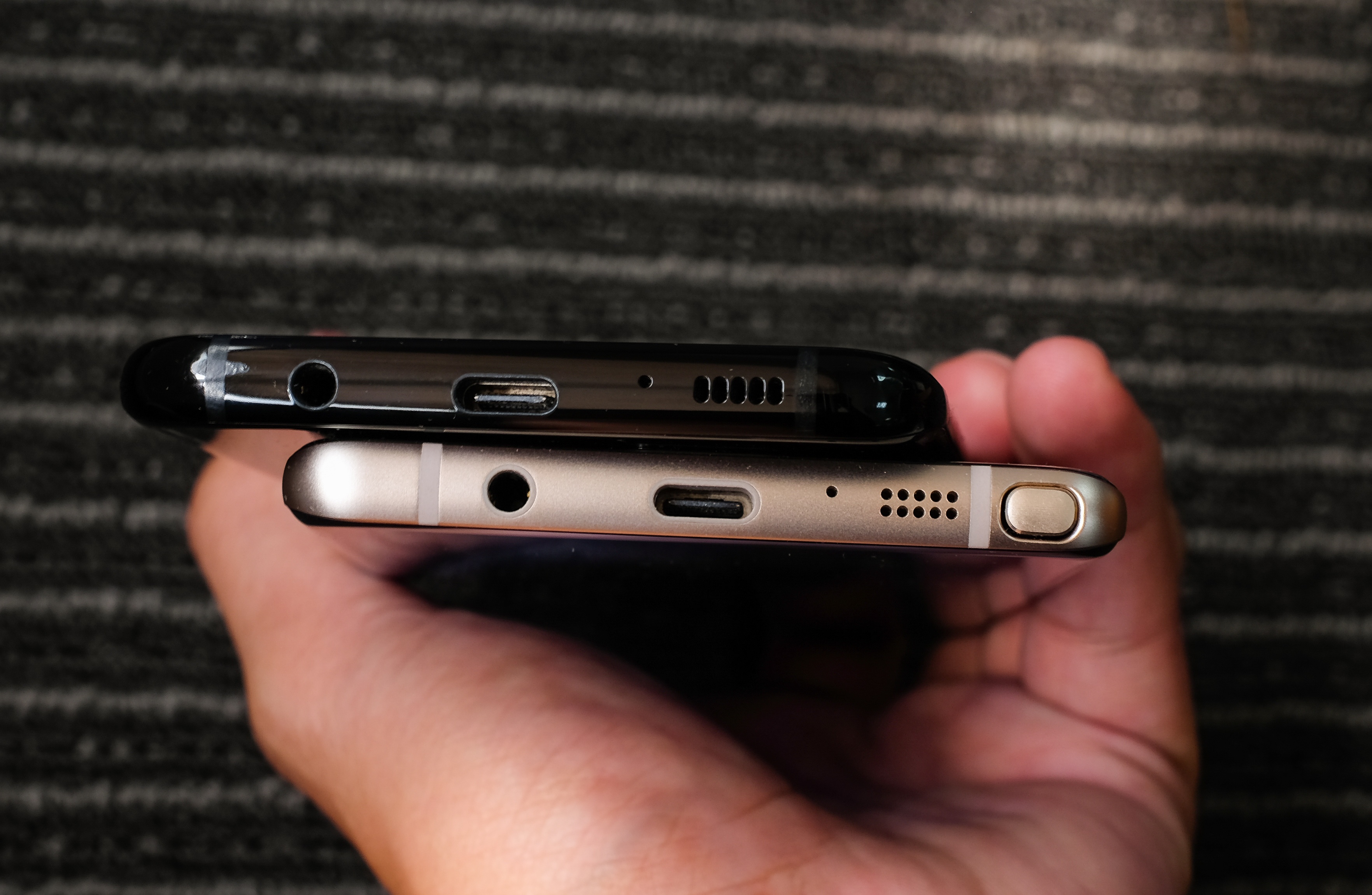 So sanh Galaxy Note FE va S8 plus anh 6