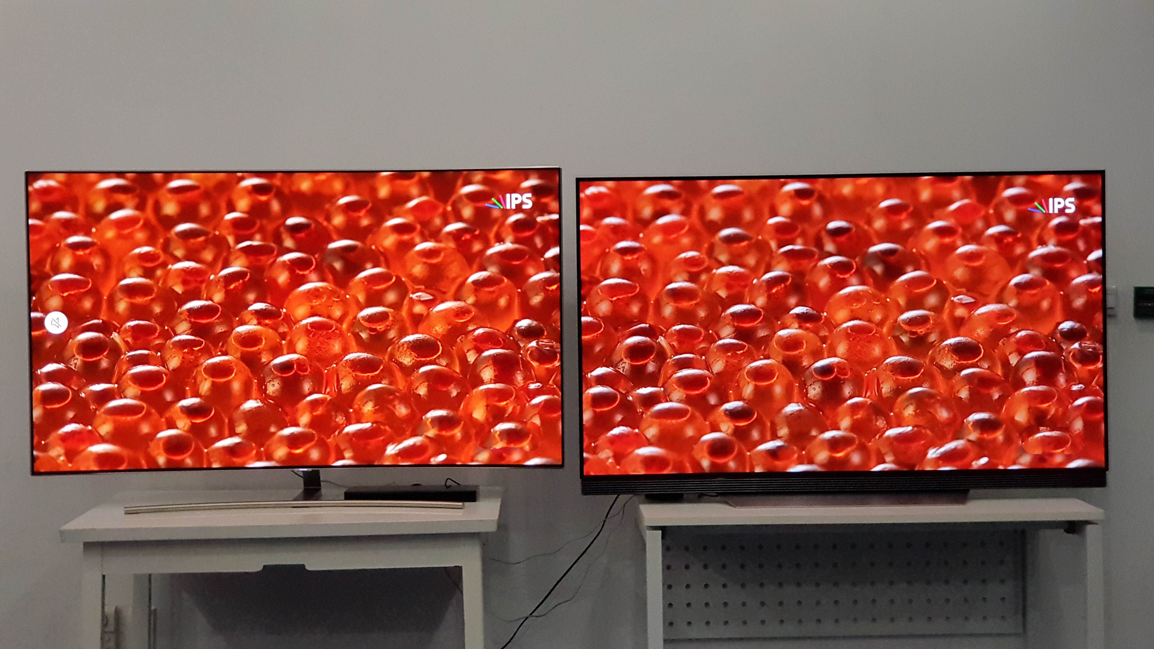 so sanh tivi OLED va QLED anh 3