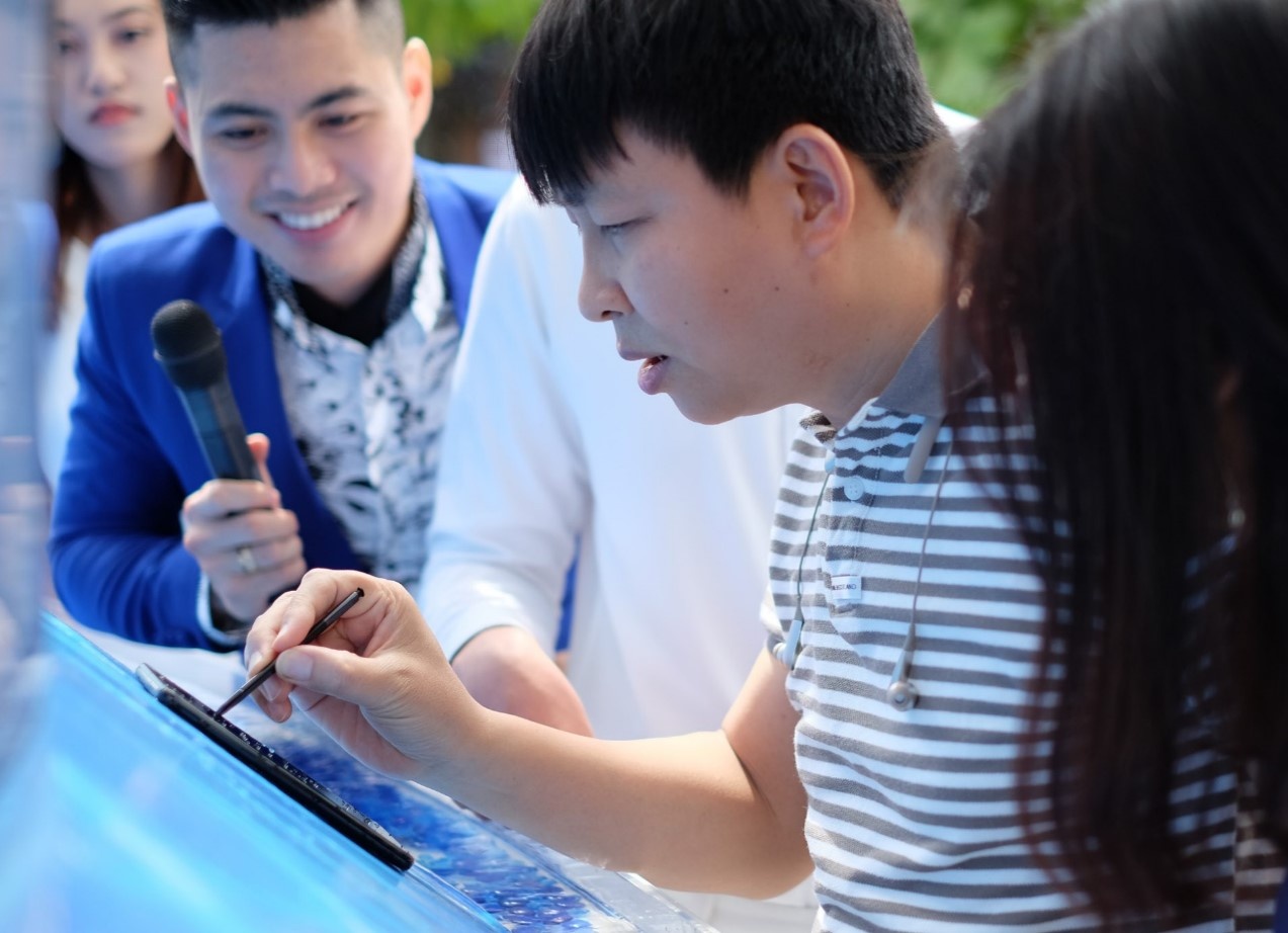 Su kien countdown Samsung anh 6