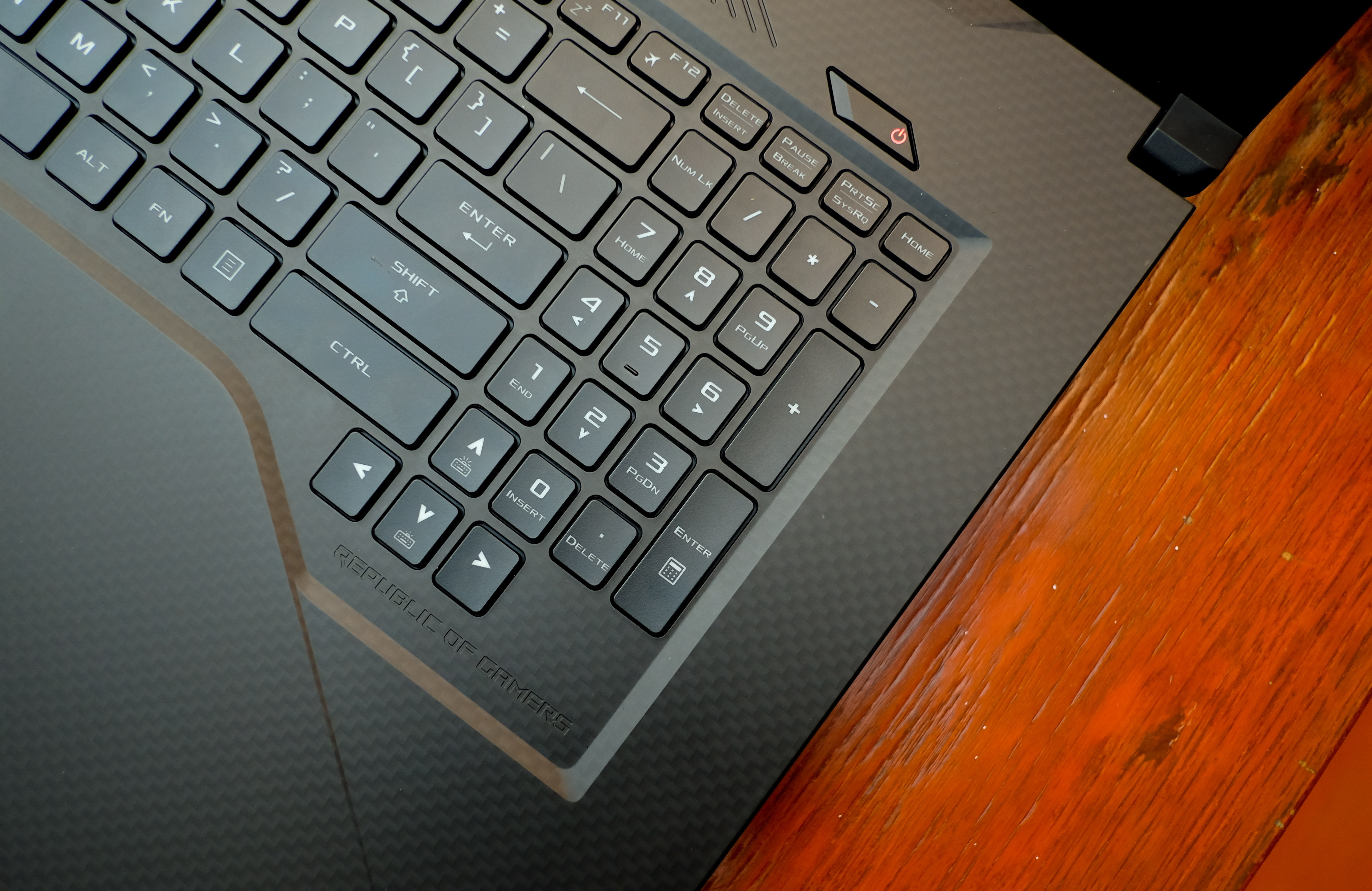 Asus ROG Strix Scar: Laptop gaming danh cho xa thu anh 2