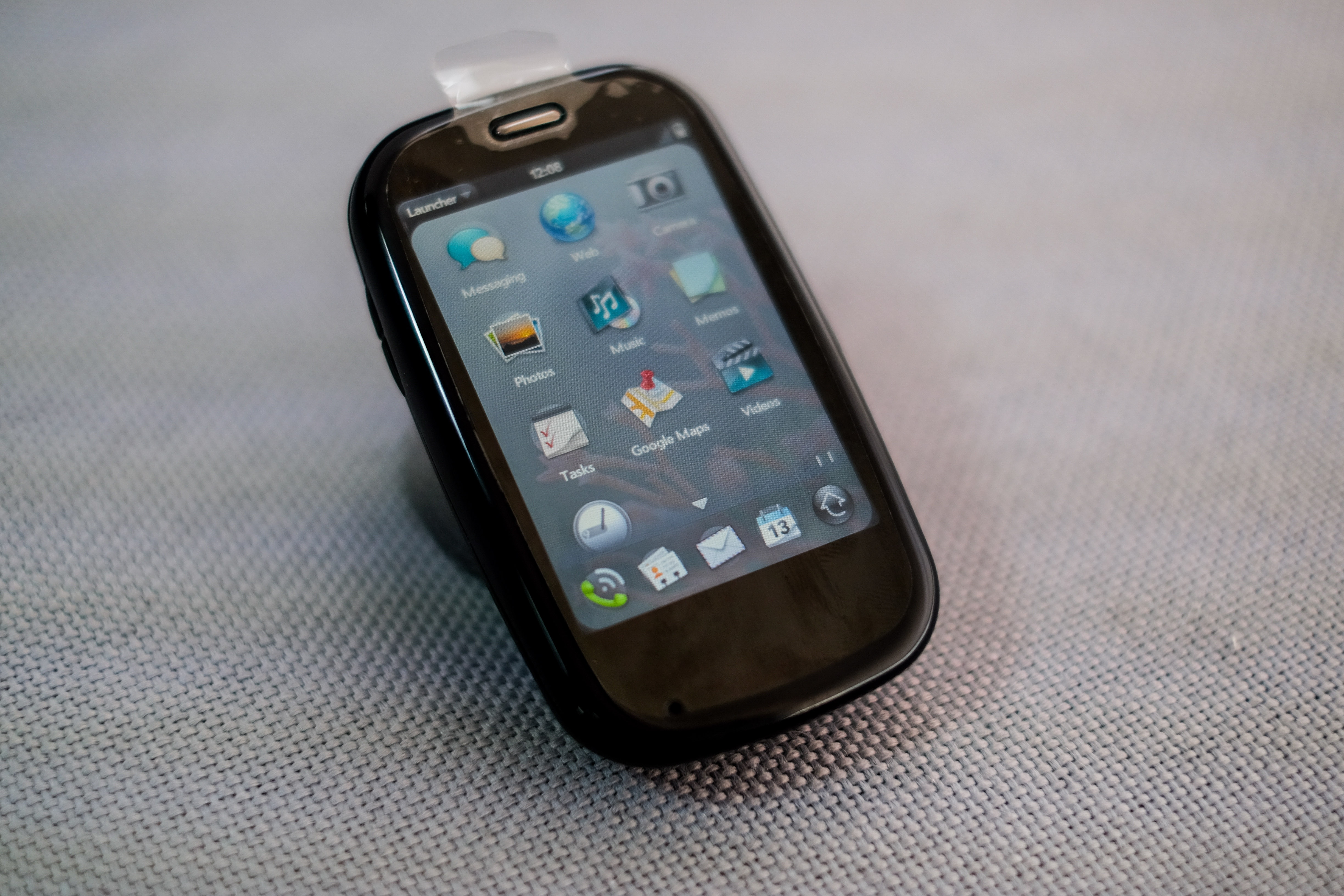 Palm Pre Plus: iPhone X cua 8 nam truoc anh 13