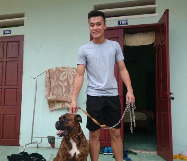 Xuat hien nhieu tai khoan Facebook gia thu mon Bui Tien Dung hinh anh