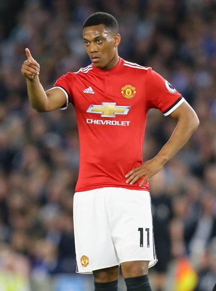 Manchester United, Jose Mourinho, Anthony Martial, Sergej Milinkovic-Savic ảnh 1 Manchester United, Jose Mourinho, Anthony Martial, Sergej Milinkovic-Savic anh 1