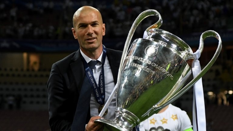 Zinedine Zidane,  Real Madrid,  huan luyen vien,  khoanh khac dang nho anh 7