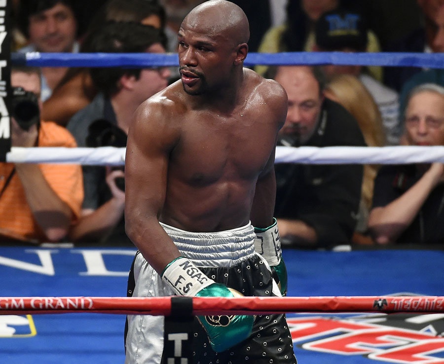 10 van dong vien,  Roger Federer,  Lionel Messi,  Cristiano Ronaldo,  Mayweather anh 10