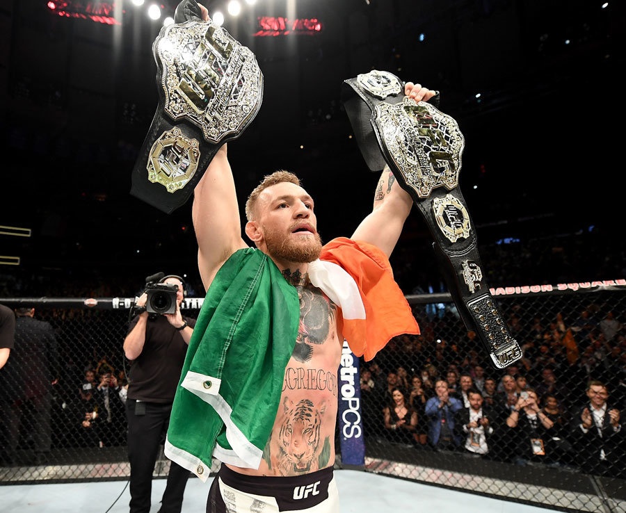 10 van dong vien,  Roger Federer,  Lionel Messi,  Cristiano Ronaldo,  Mayweather anh 7