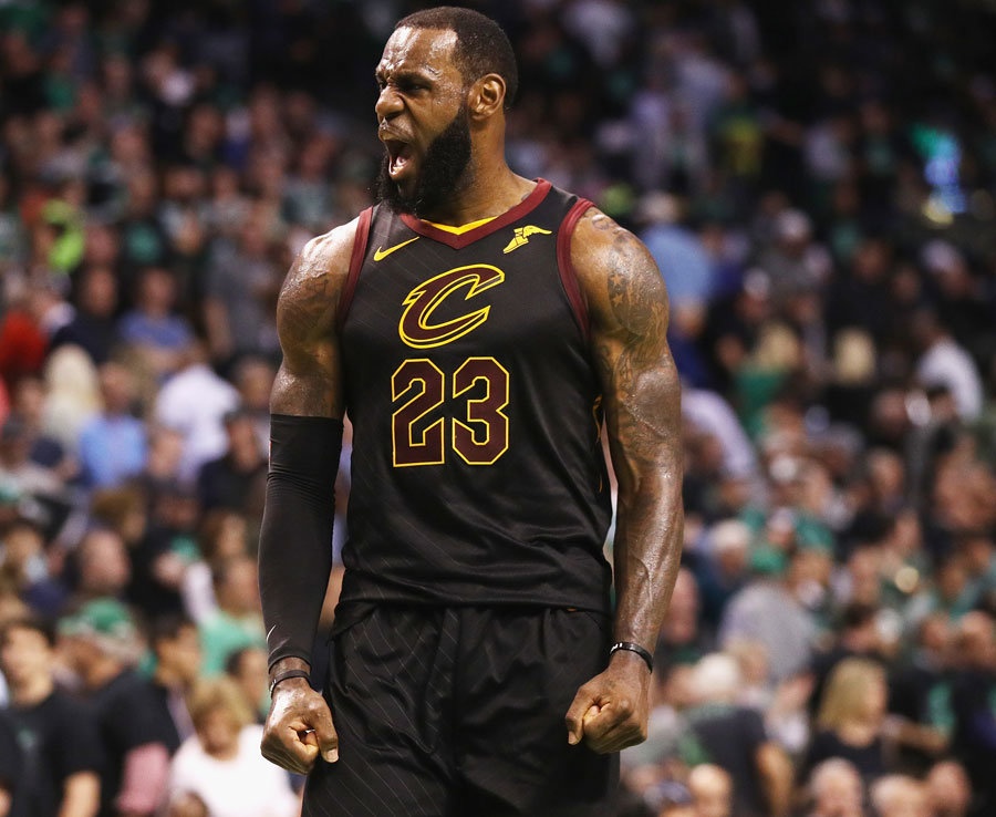 10 van dong vien,  Roger Federer,  Lionel Messi,  Cristiano Ronaldo,  Mayweather anh 5