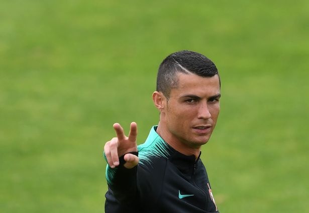 Ronaldo: 'Bo Dao Nha quyet di den cung o World Cup nhu ky Euro 2016' hinh anh