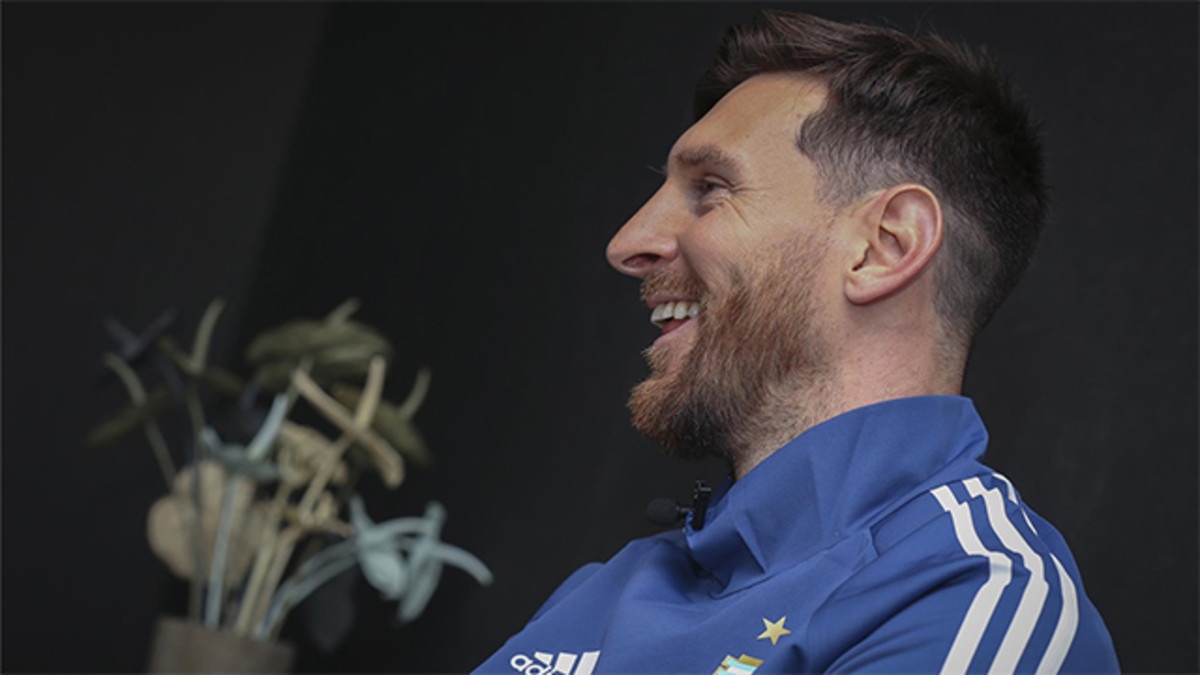 Messi: 'Toi co xem mot it tran chung ket Champions League cua Real' hinh anh