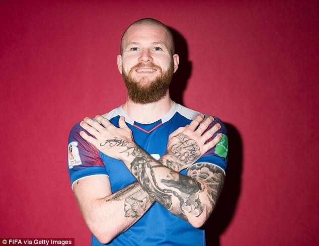 hinh xam tay cua cau thu,  World Cup,  Sergio Ramos,  Fermino,  Tay Ban Nha anh 7