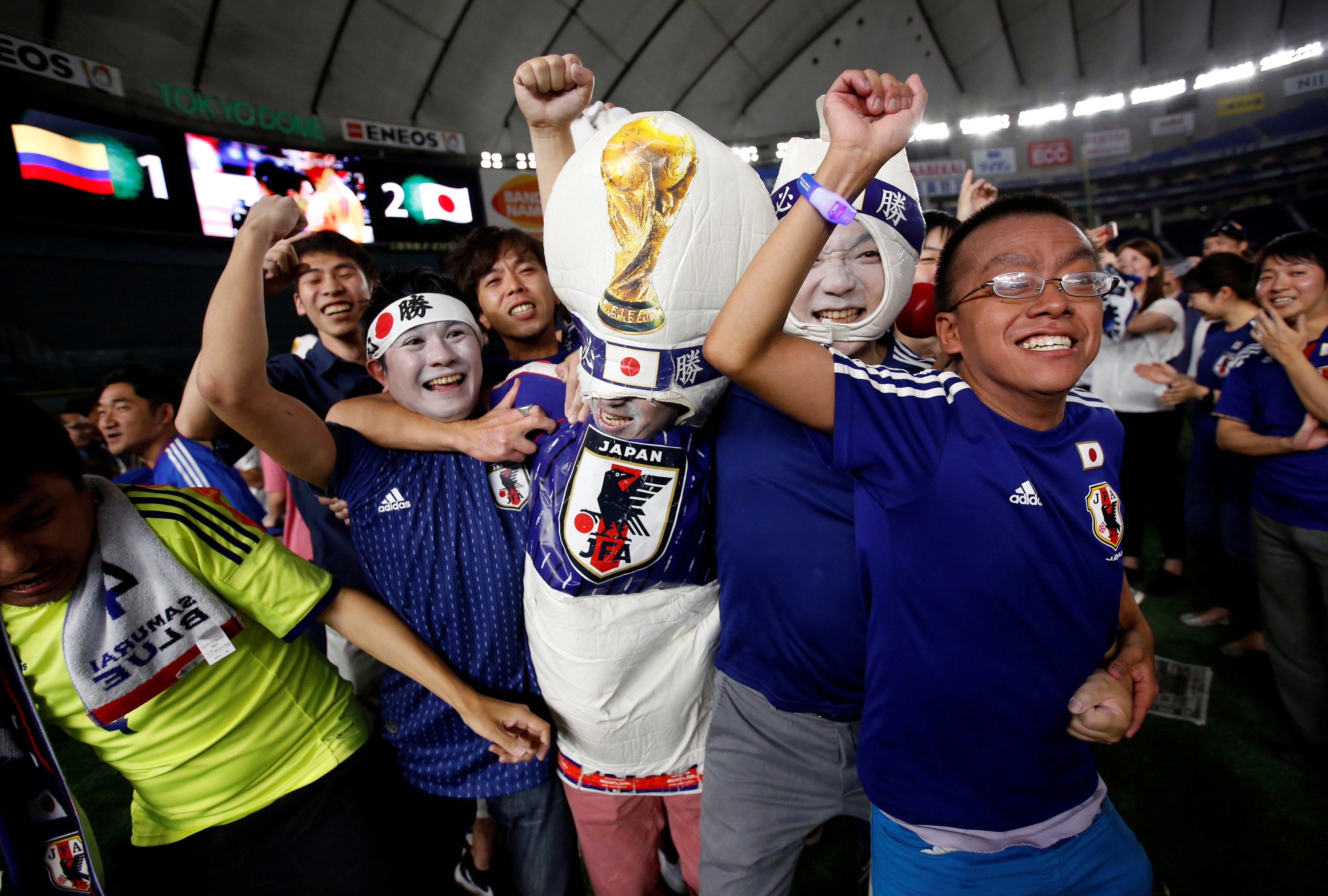 Doi tuyen Nhat Ban,  Doi tuyen Colombia,  co dong vien,  World Cup anh 8