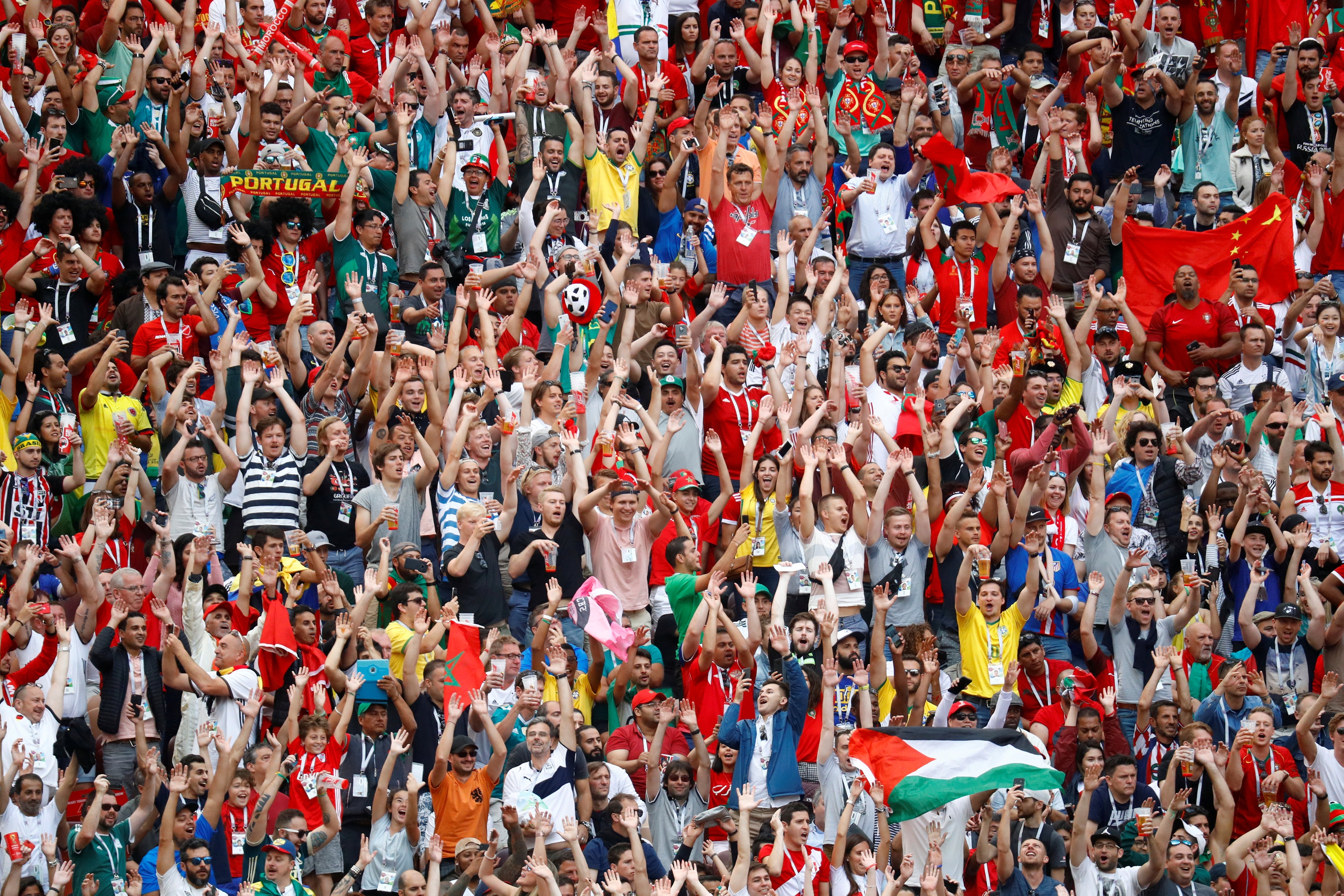 Ronaldo,  Doi tuyen Bo Dao Nha,  Doi tuyen Morocco,  co dong vien anh 8