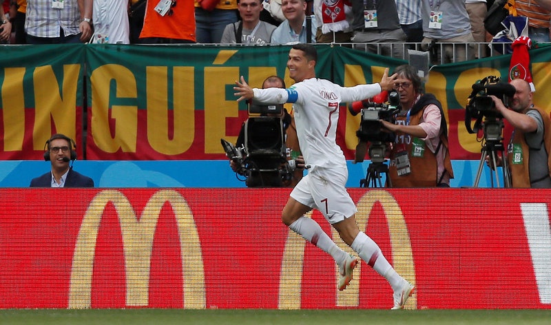 Messi,  Ronaldo,  Neymar,  World Cup,  Doi tuyen Brazil,  Doi tuyen Argentina anh 1