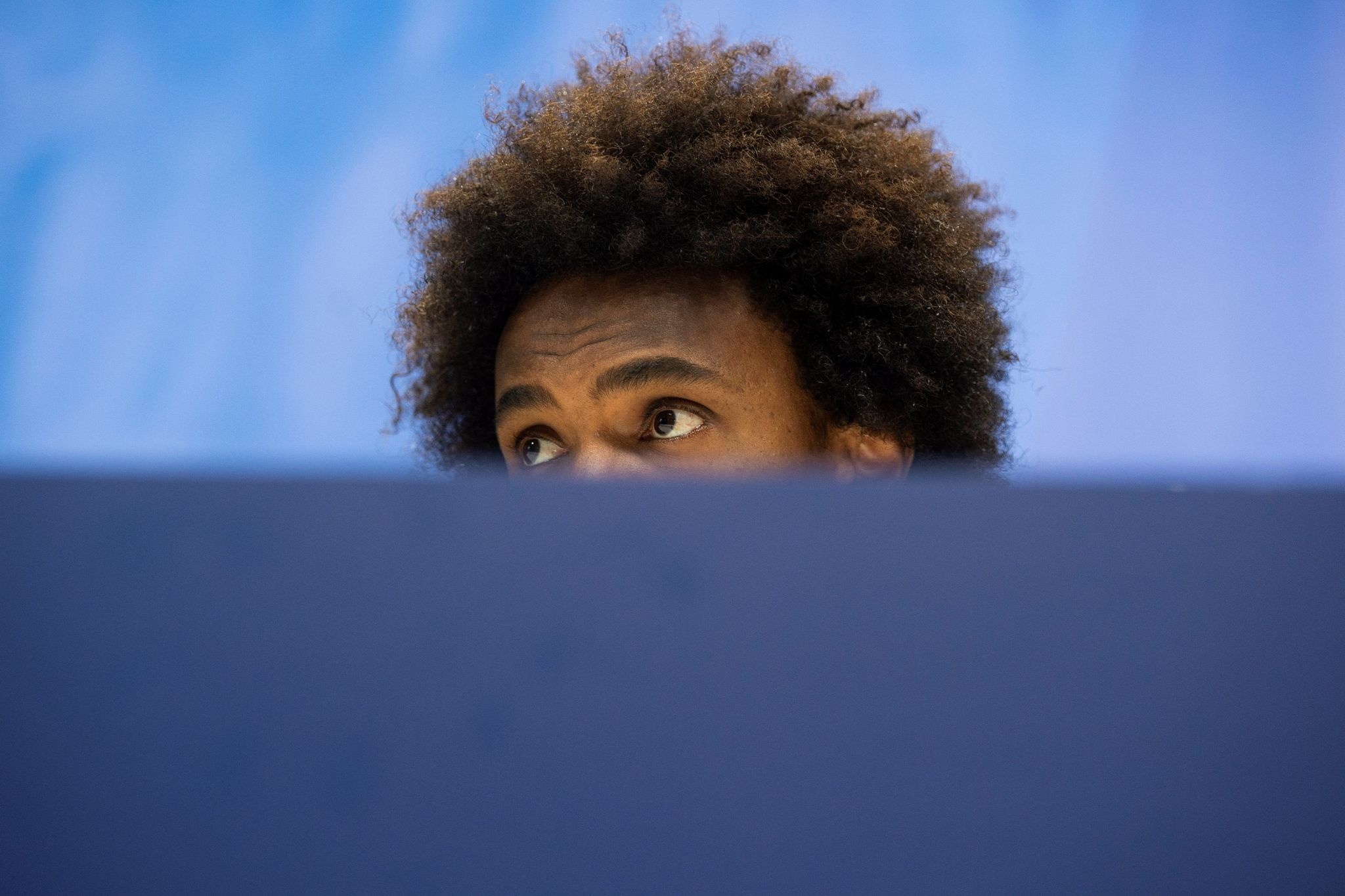 Neymar tung thoat chet than ky va nhung chuyen hau truong cua Brazil hinh anh