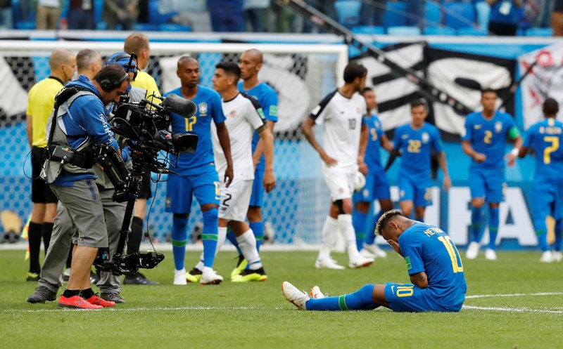 Brazil gap Serbia: Bien nuoc mat thanh hanh dong hinh anh