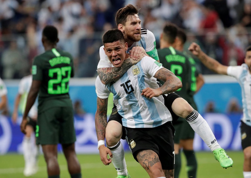 HLV Sampaoli: 'Argentina se khon kho neu Messi khong cam thay an toan' hinh anh