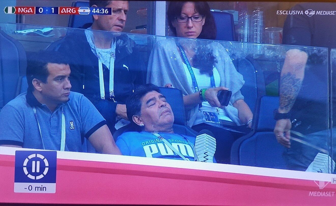 Maradona,  Doi tuyen Argentina,  World Cup,  vong loai anh 7