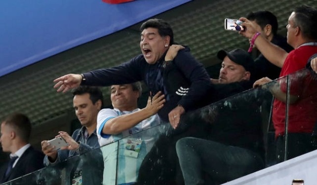 Maradona,  Doi tuyen Argentina,  World Cup,  vong loai anh 9