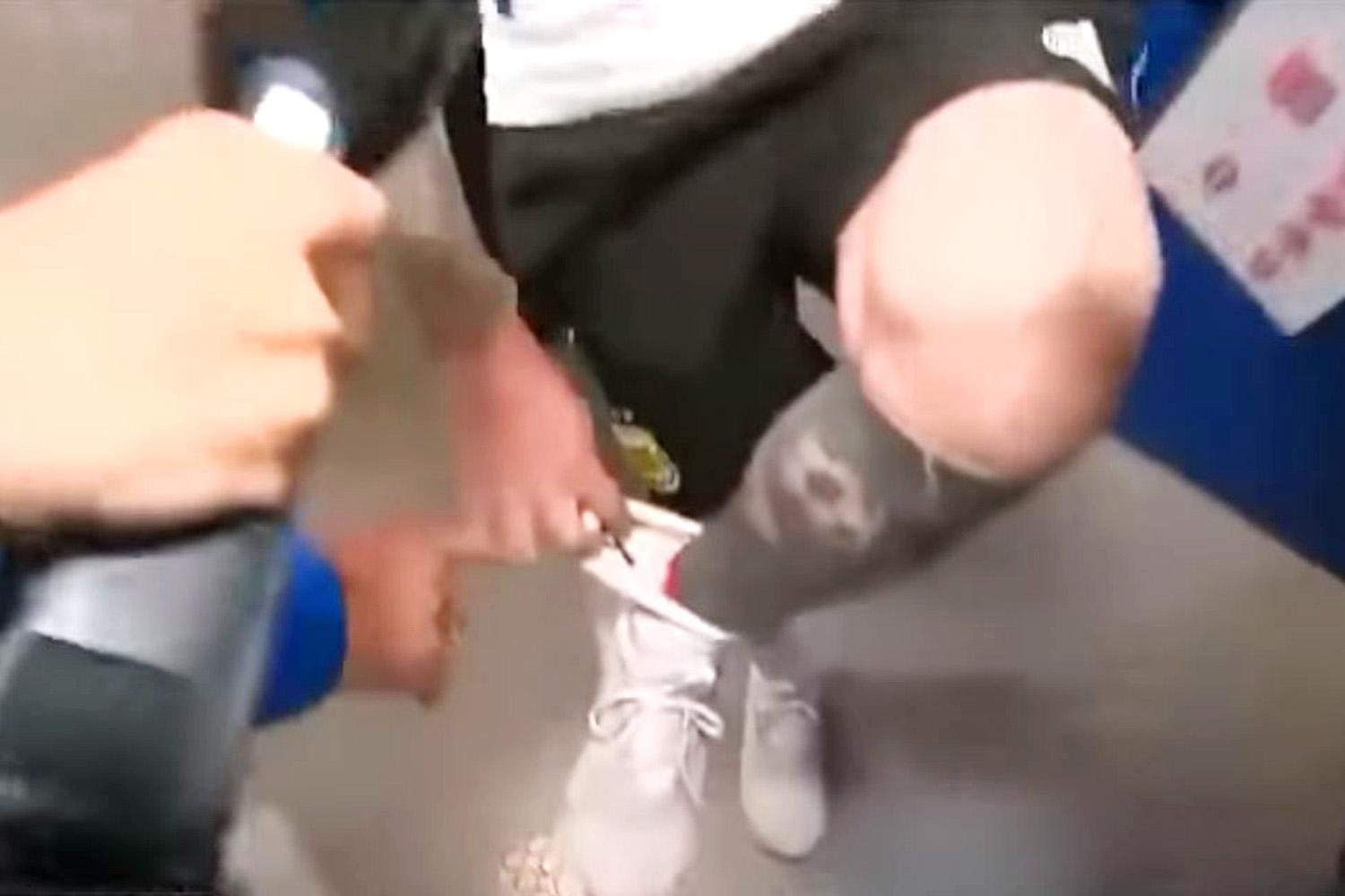 Messi mang bùa ra sân, Argentina, Nigeria, Word Cup ảnh 1 Messi mang bua ra san, Argentina, Nigeria, Word Cup anh 1