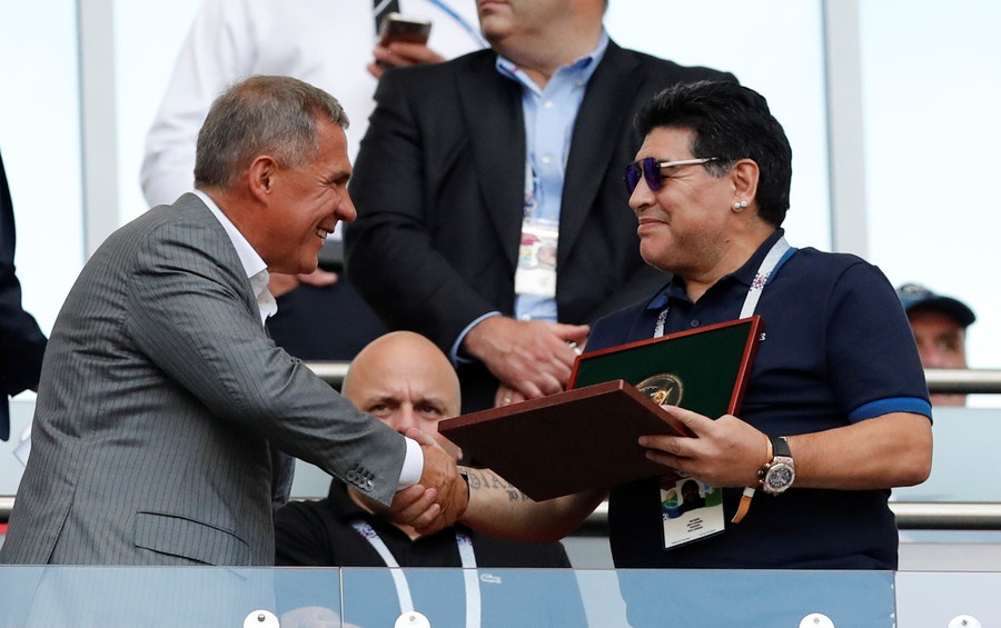 Maradona hon ban gai kem 30 tuoi,  Argentina,  World Cup anh 1