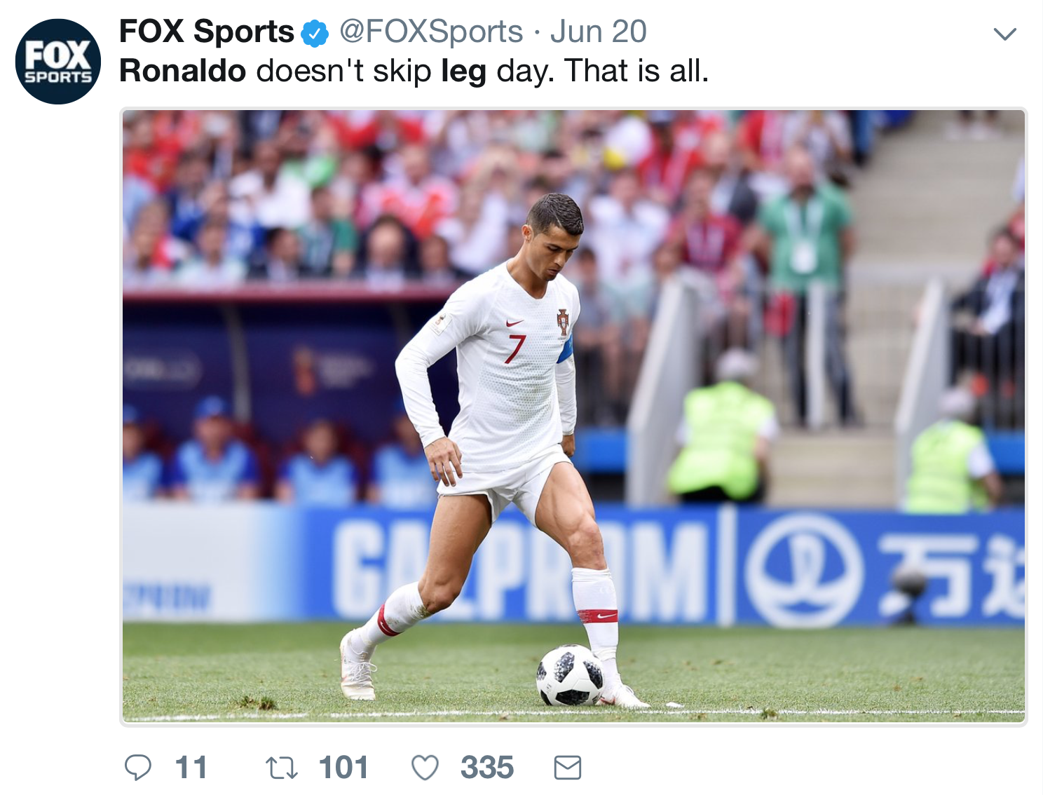 Hanh dong ven quan chuan bi sut phat cua Ronaldo bi che gieu anh 4