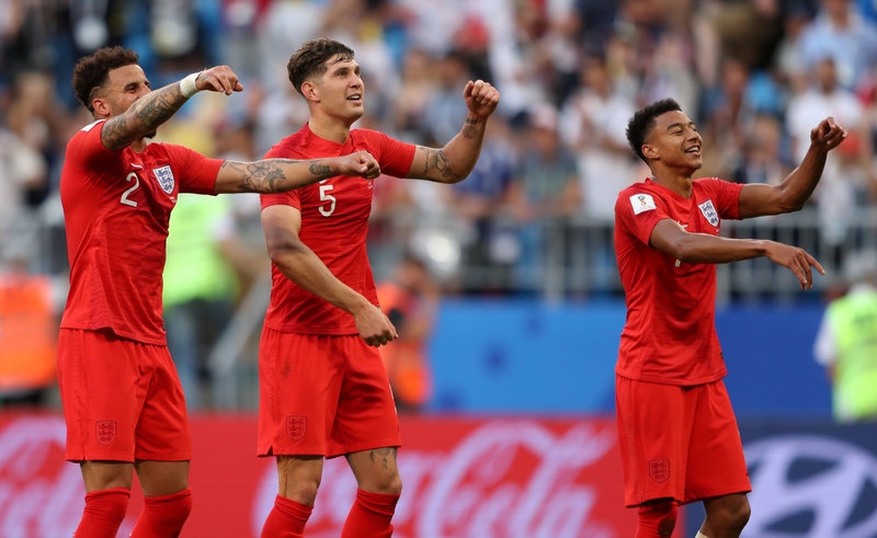 'Nguoi phan xu' Phan Quan: 'Toi muon va cho doi doi tuyen Anh vo dich' hinh anh