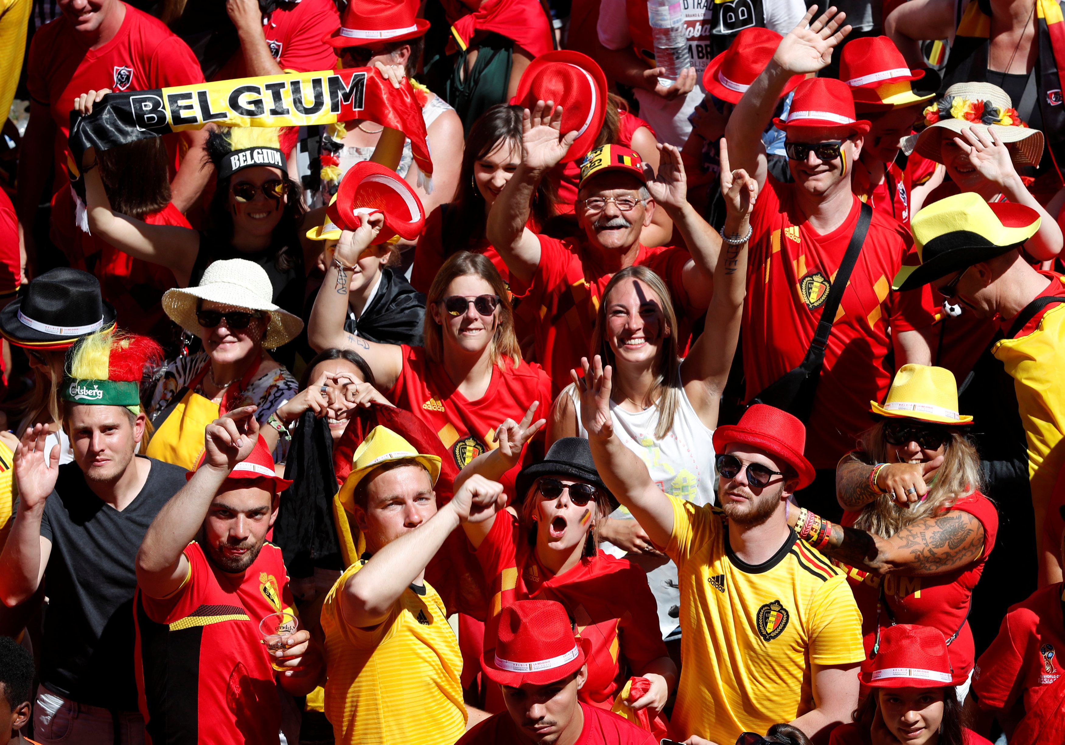 Doi tuyen Bi,  Doi tuyen Anh,  nguoi ham mo,  nguoi hung anh 2