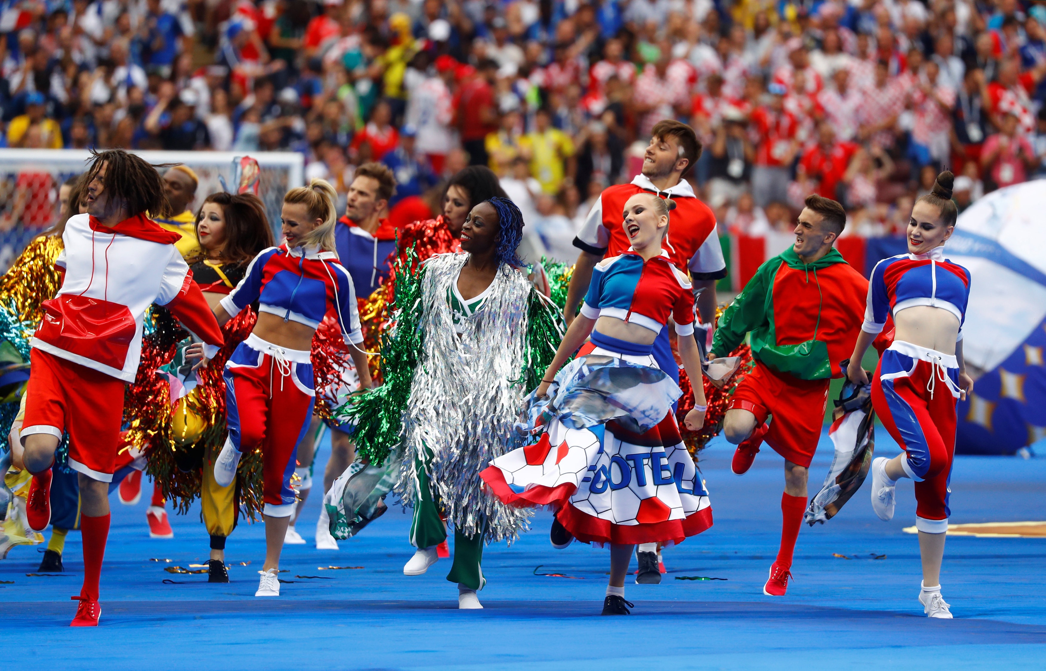 le be mac World Cup 2018,  Nga anh 2