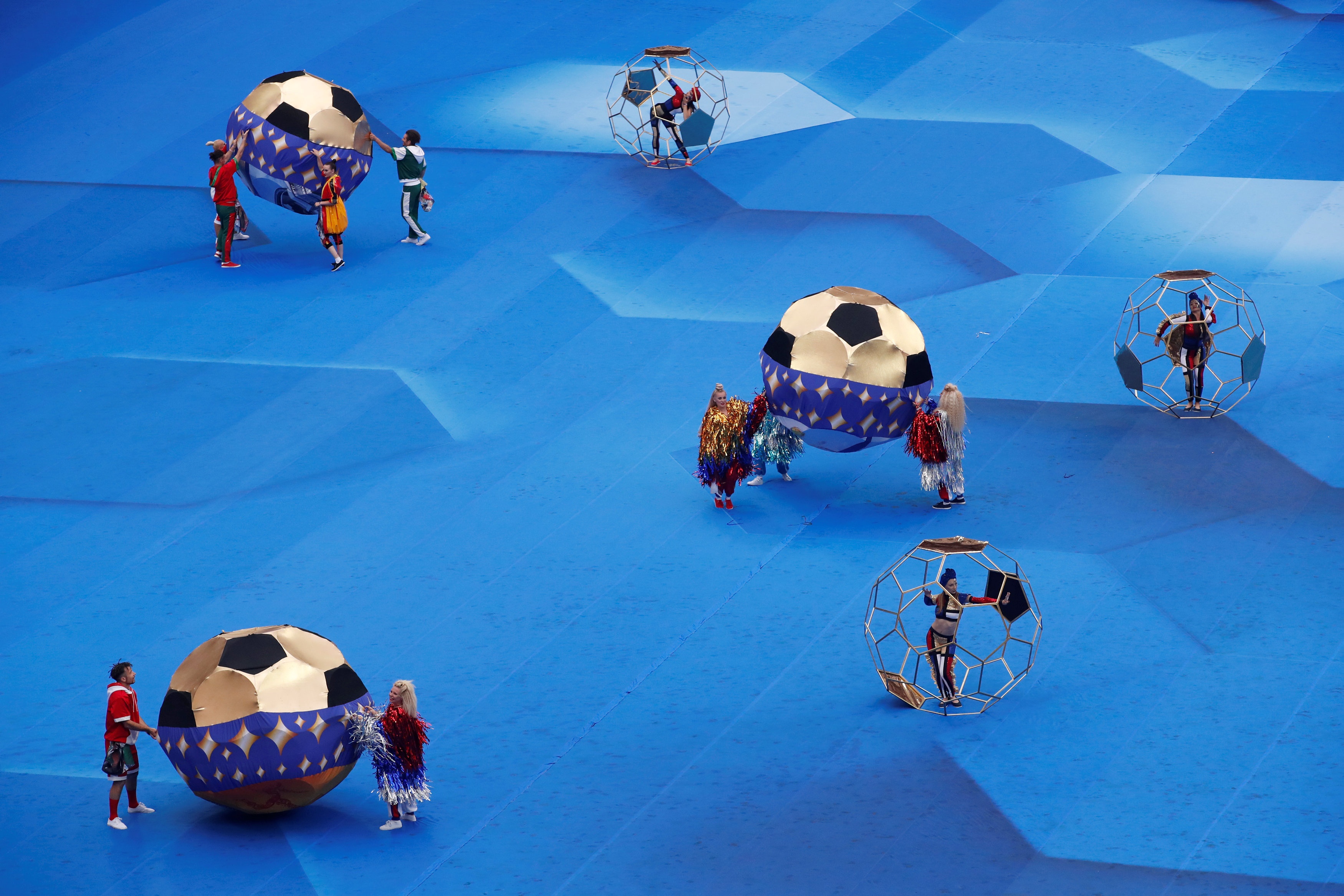 le be mac World Cup 2018,  Nga anh 5