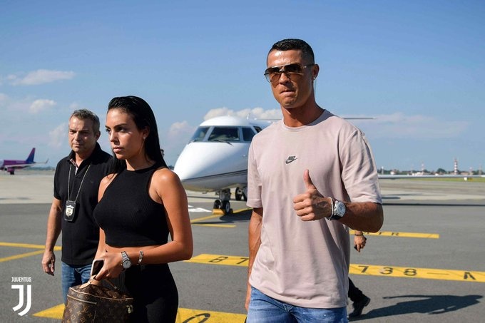 Cristiano Ronaldo,  Real Madrid,  Juventus,  chuyen nhuong anh 1