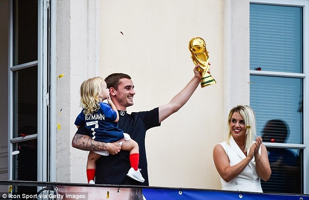 Antoine Griezmann,  Phap vo dich World Cup anh 2