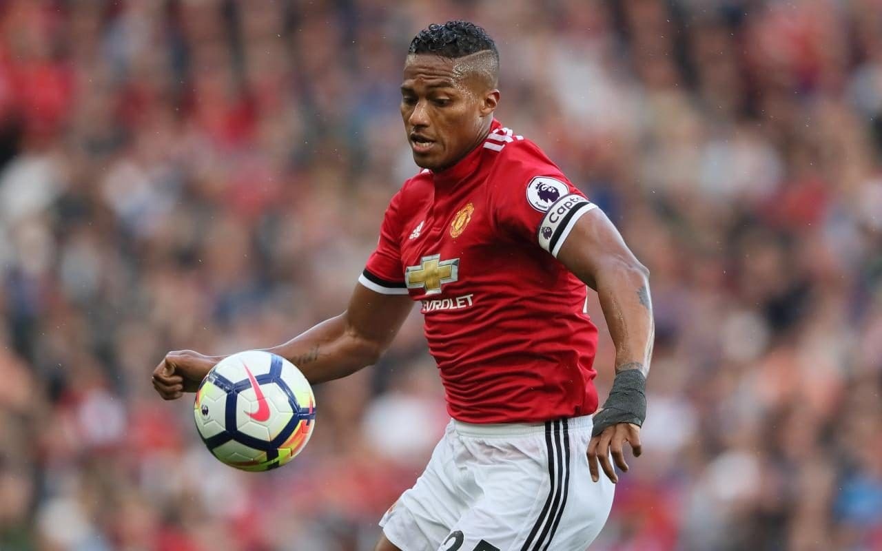 Manchester United, Premier League, đội trưởng, Valencia ảnh 1 Manchester United, Premier League, doi truong, Valencia anh 1