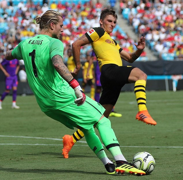 Iker Casillas benh vuc Karius,  thu mon Karius,  Liverpool anh 1