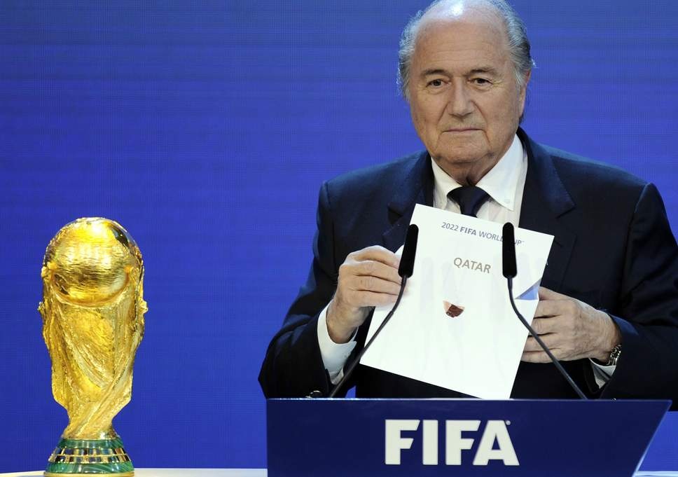 Bao chi Anh: Qatar boi nho doi thu de gianh dang cai World Cup 2022 hinh anh