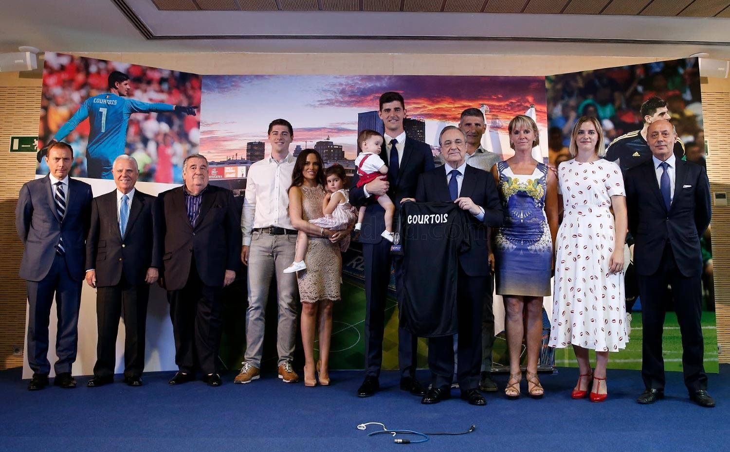 Thibaut Courtois,  Real Madrid,  Chelsea,  thu mon anh 10