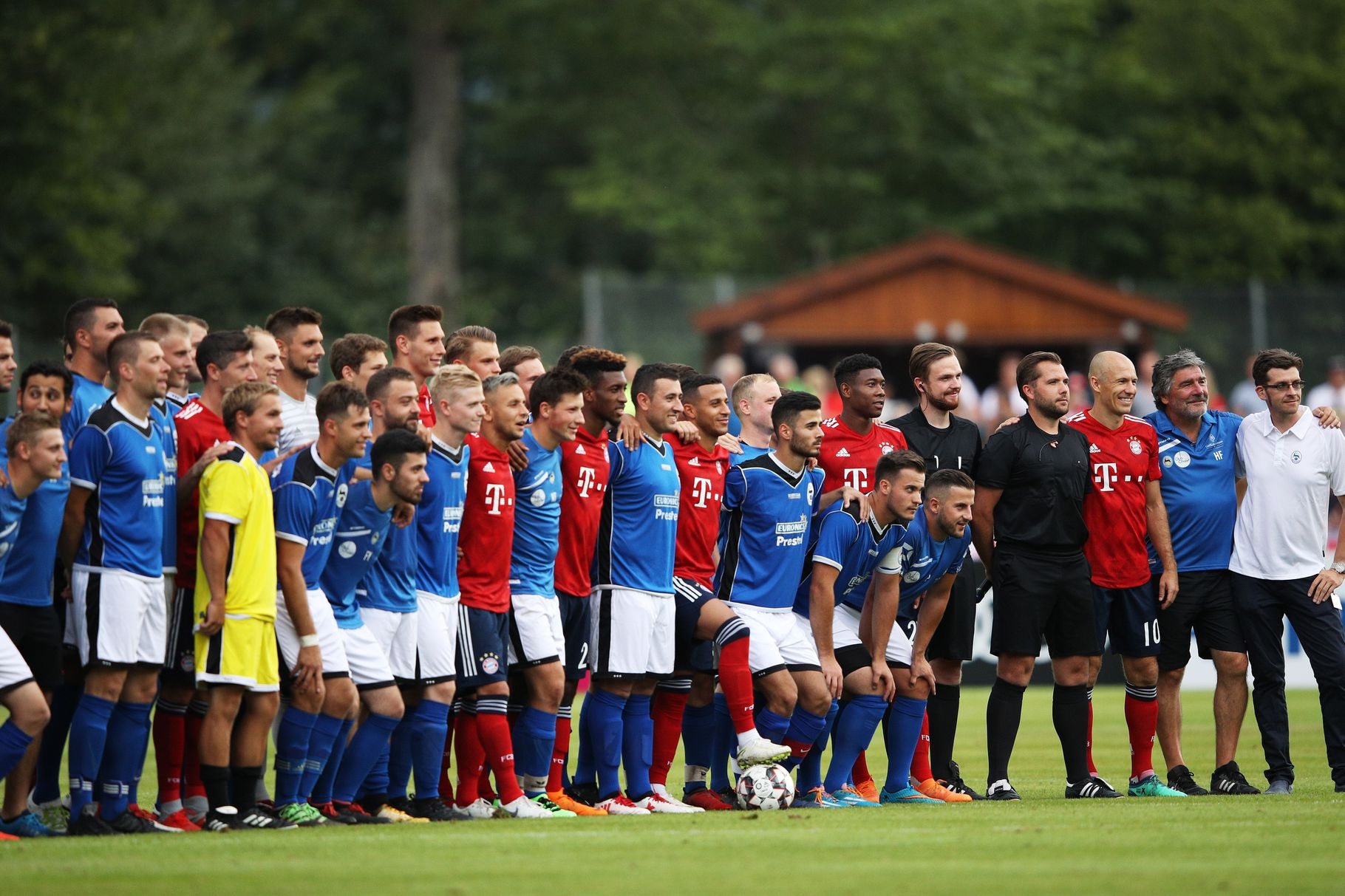 Bayern Munich giành chiến thắng 20-2 trước Rottach-Egern ảnh 1 Bayern Munich gianh chien thang 20-2 truoc Rottach-Egern anh 1