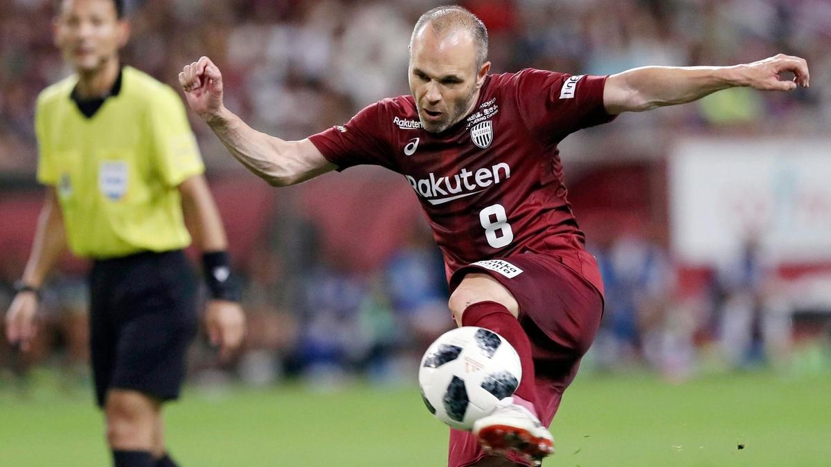 Ban thang cua Iniesta cho CLB Vissel Kobe hinh anh