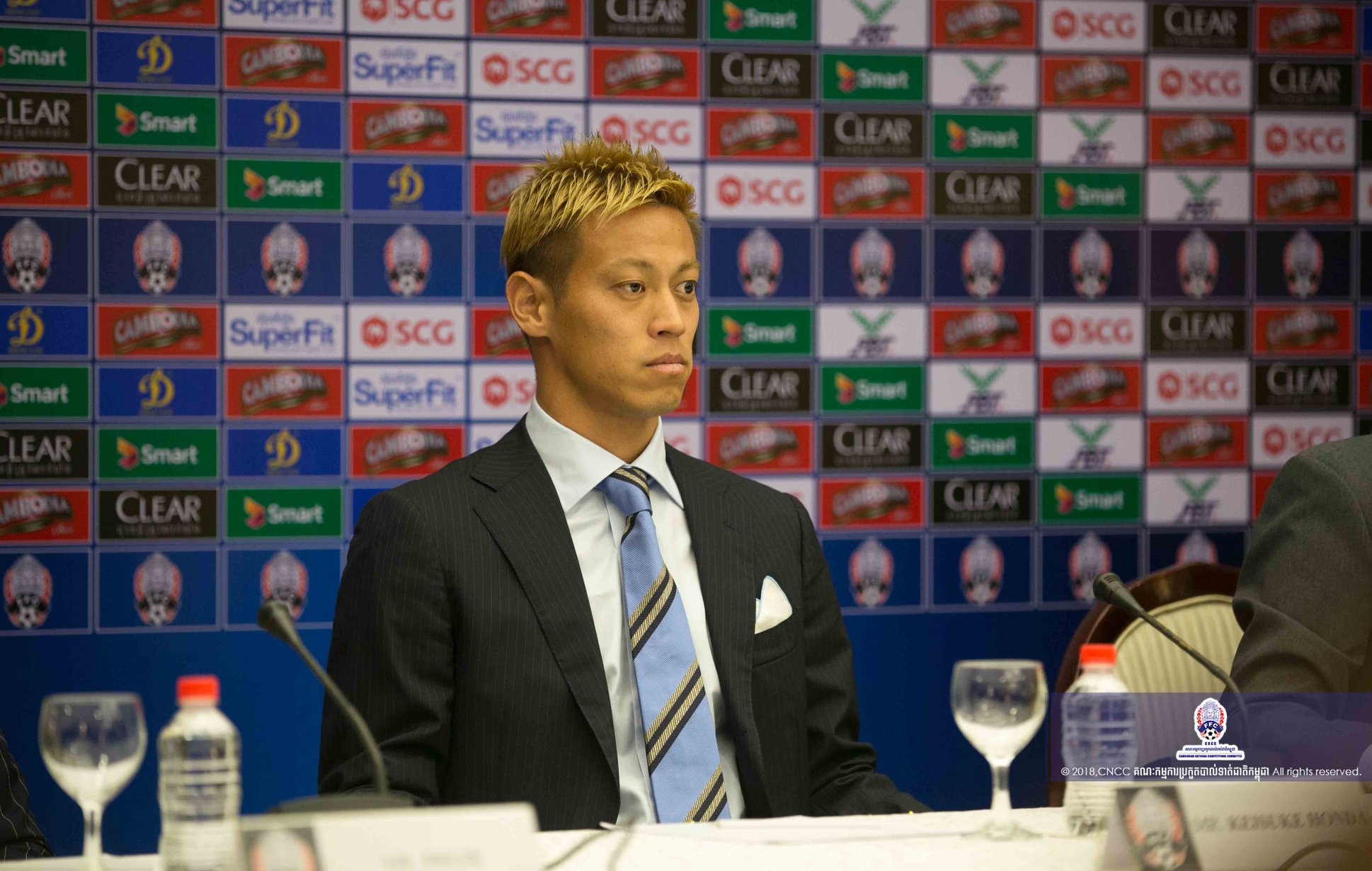 Keisuke Honda doi dau doi tuyen Viet Nam tai AFF Cup 2018? hinh anh