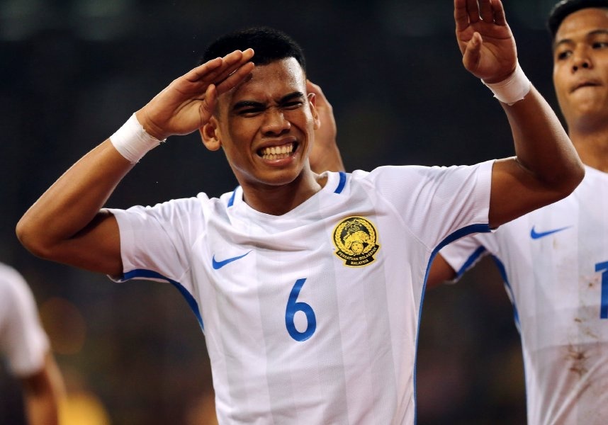 Cau thu Malaysia ghi ban truoc Han Quoc tung canh tranh voi Quang Hai hinh anh
