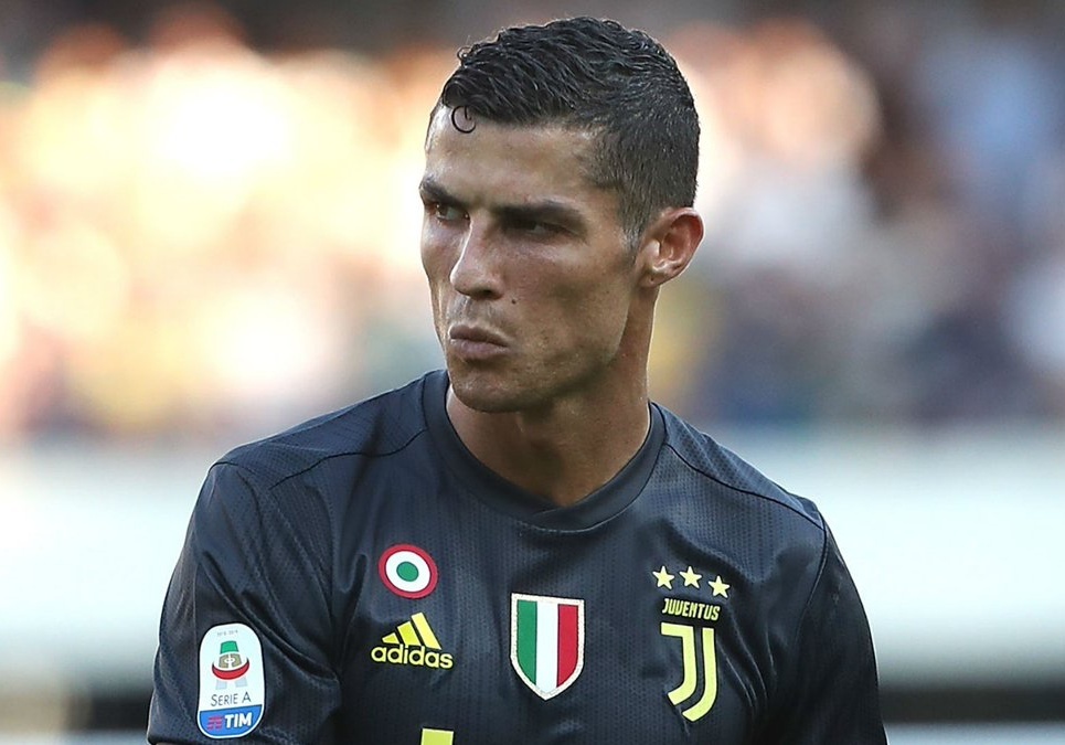 HLV Juventus: 'Ronaldo the hien tot, chi la thu mon doi ban bat hay' hinh anh
